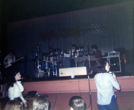 grass_roots_july_1969_6.jpg