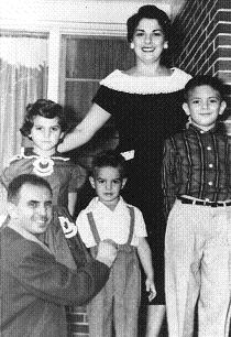 joerumorefamily.jpg