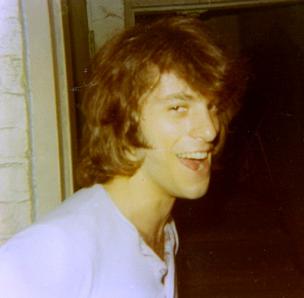 warrenbackstage1.jpg